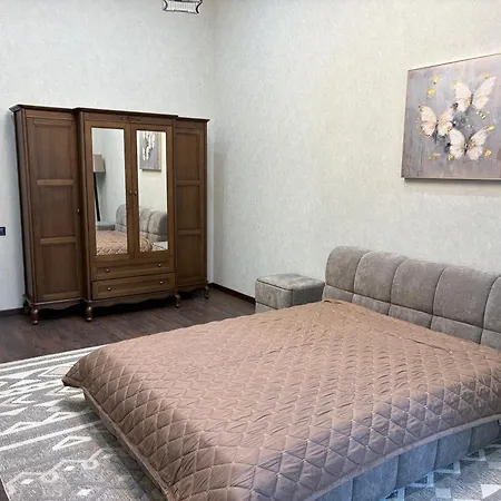Grand With Balcony * オデッサ